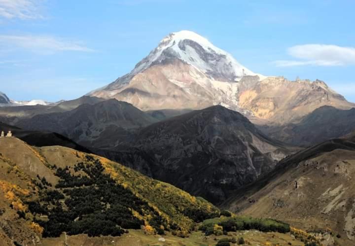Hotel Kazbegi 1 Bagian luar foto