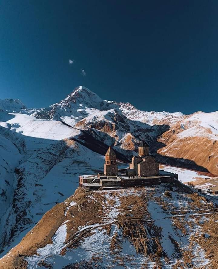Hotel Kazbegi 1 Bagian luar foto